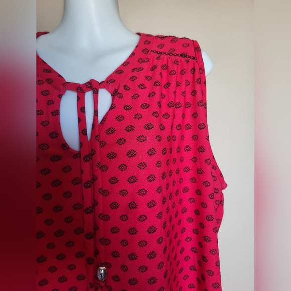 Lily Morgan Red Sleeveless Top with Tie Detail, Size XL - Picture 2 of 6
